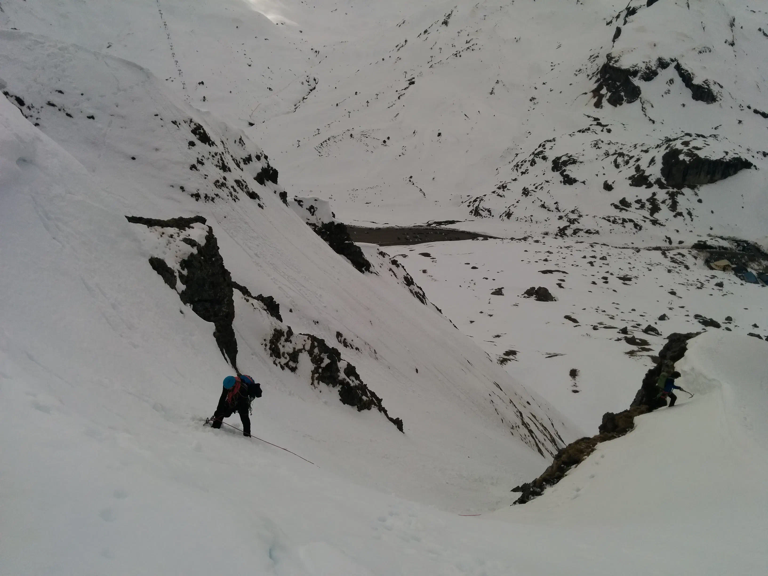 26 Mars 2016 - Couloir vers le pic d'Estremere