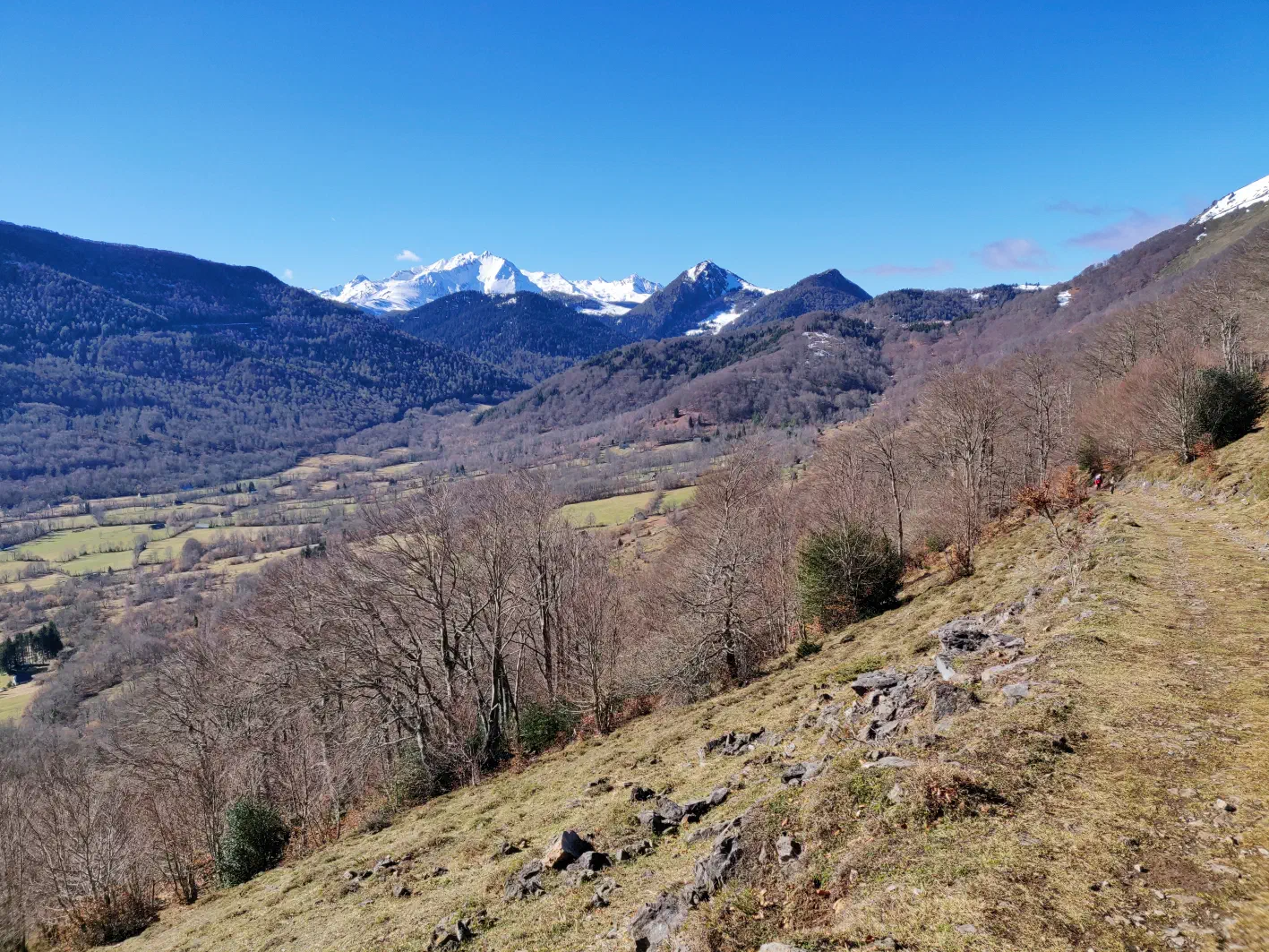 Traversée au-dessus de la vallée