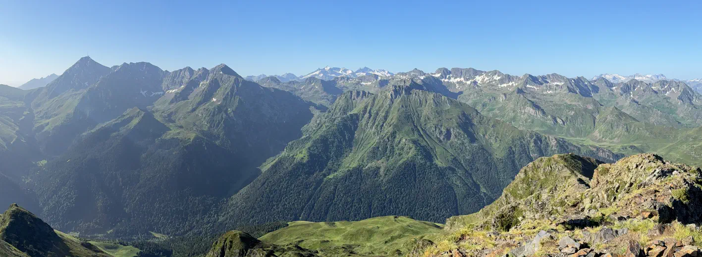 Panorama sur toute la chaîne